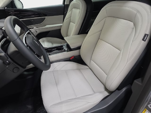 New 2026 Lincoln Nautilus Premier AWD/4WD image 11
