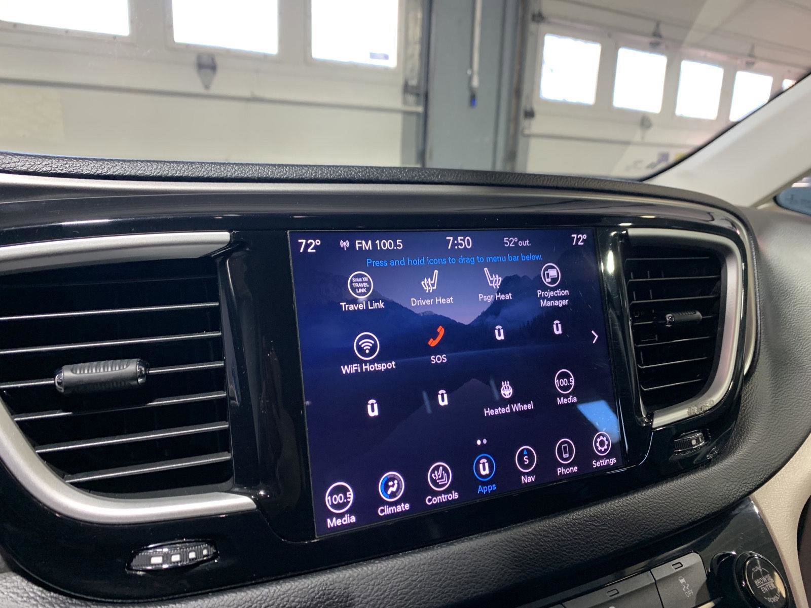 Used 2020 Chrysler Pacifica Touring-L Plus image 19