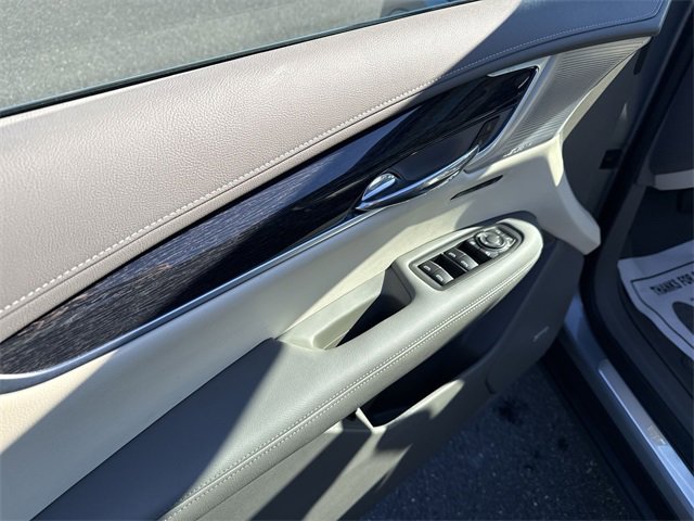 Used 2023 Cadillac XT6 Premium Luxury image 23