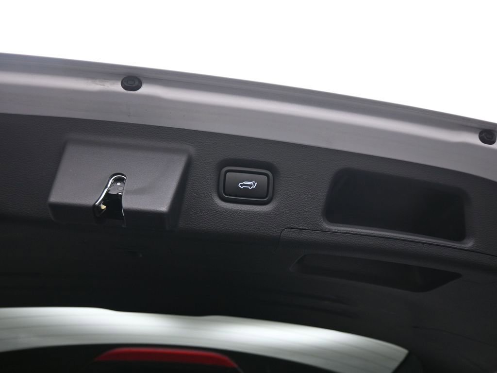 Used 2023 Hyundai Santa Fe Limited image 27