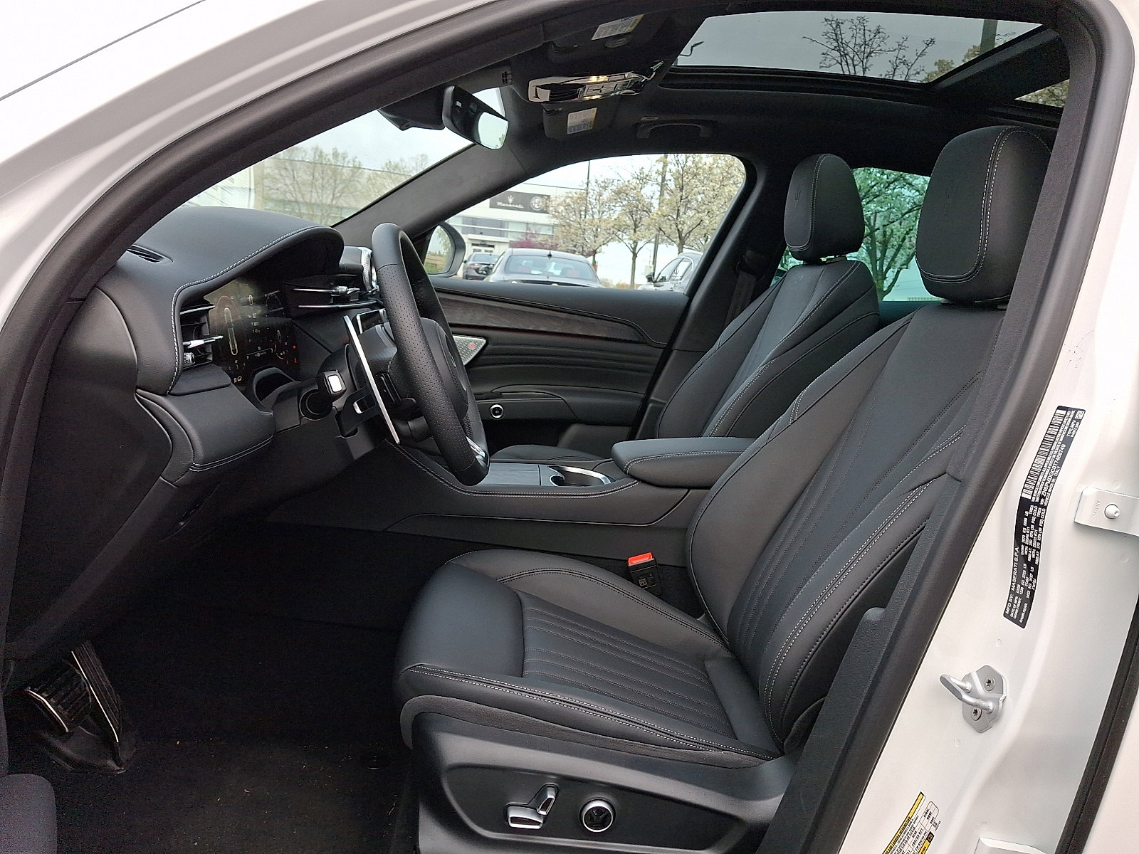 New 2026 Maserati Grecale Modena AWD/4WD image 9