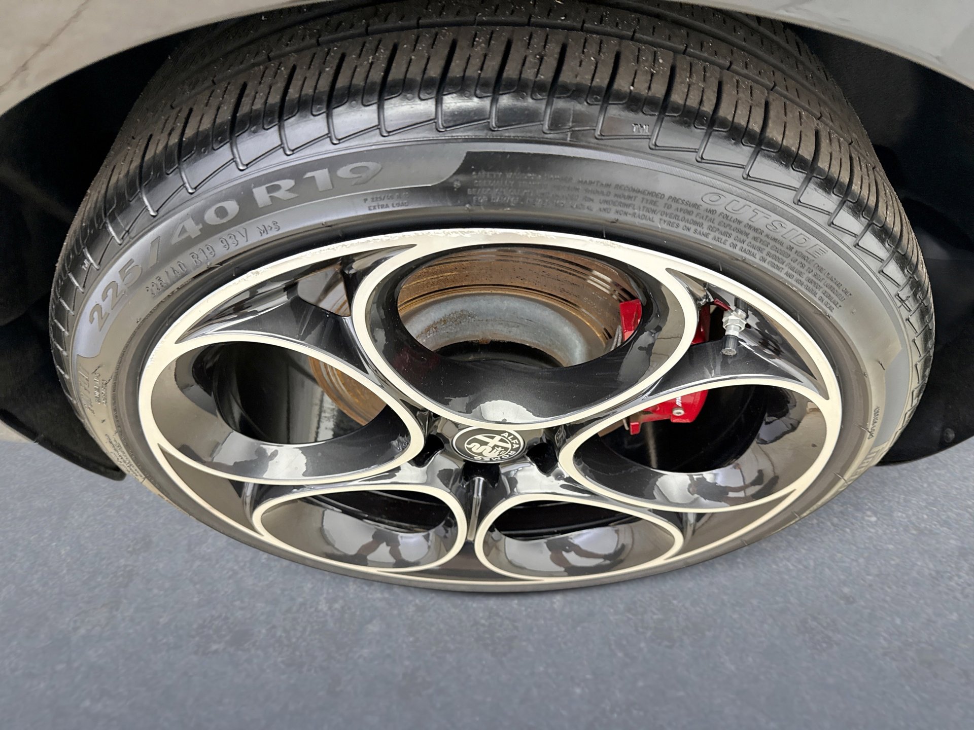 Used 2024 Alfa Romeo Giulia Veloce image 21