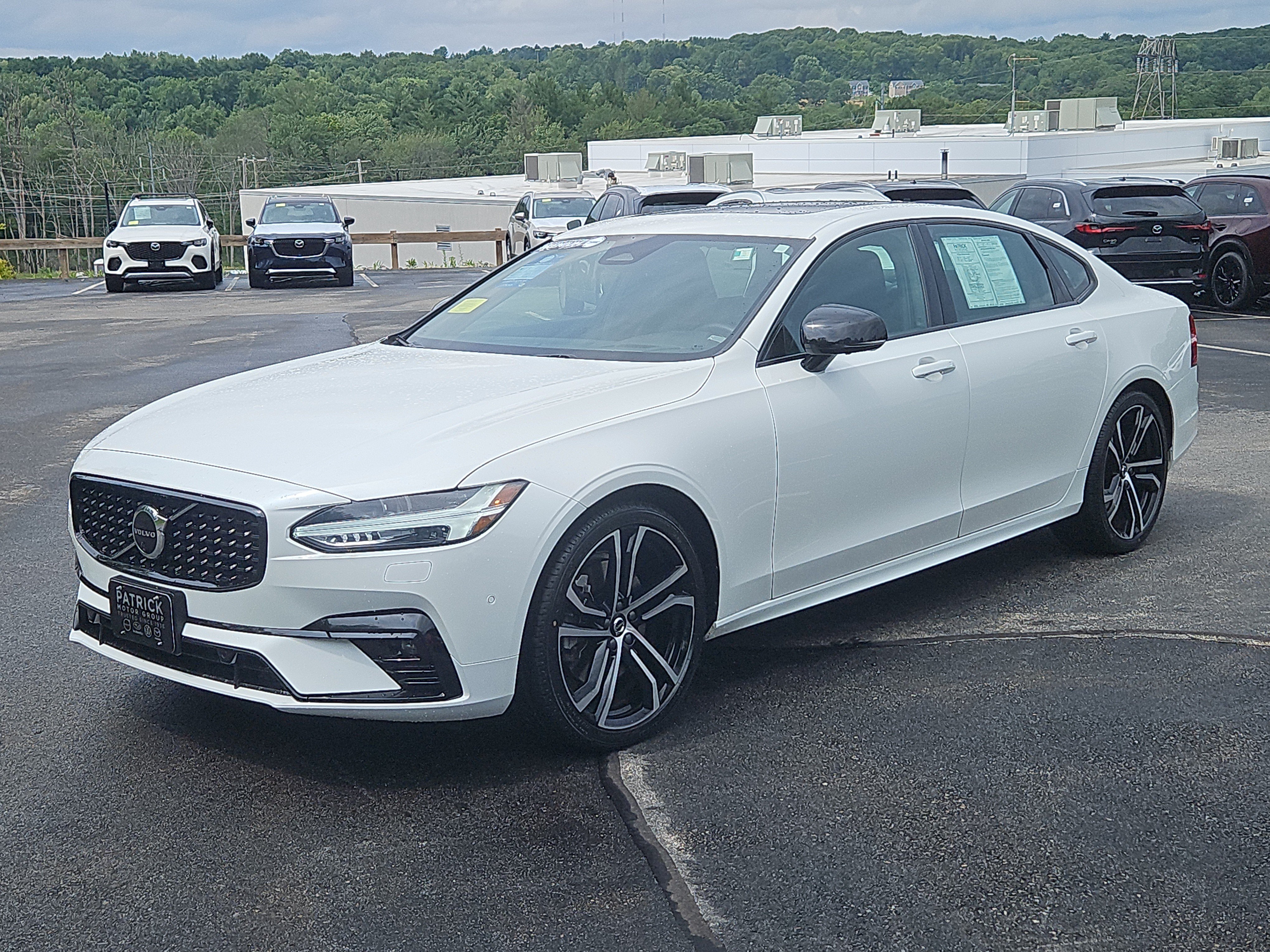 Used 2022 Volvo S90 B6 R-Design w/ Advanced Package AWD/4WD image 25