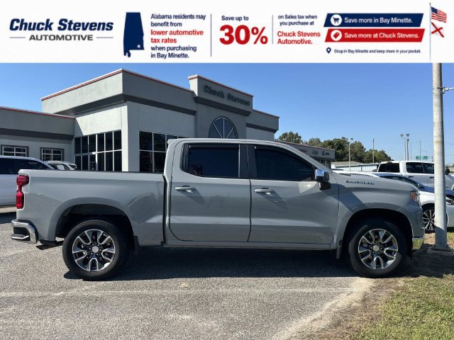 Used 2024 Chevrolet Silverado 1500 LT RWD image 4