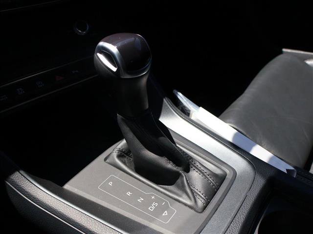 Used 2023 Audi Q3 2.0T Premium w/ Black Optic Sport Package AWD/4WD image 19