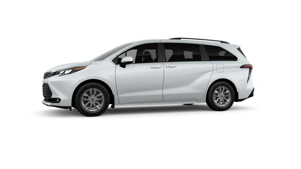 New 2026 Toyota Sienna XLE FWD image 25