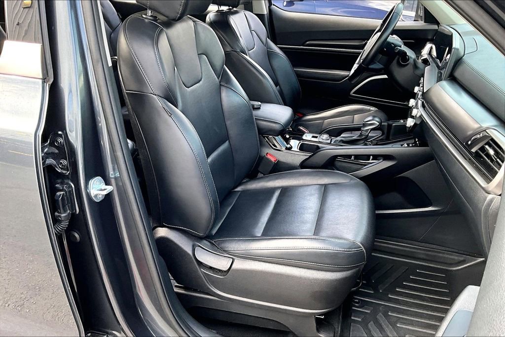 Used 2023 Kia Telluride S AWD/4WD image 30
