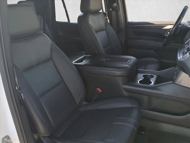 Used 2022 Chevrolet Tahoe RST w/ Luxury Package AWD/4WD image 24