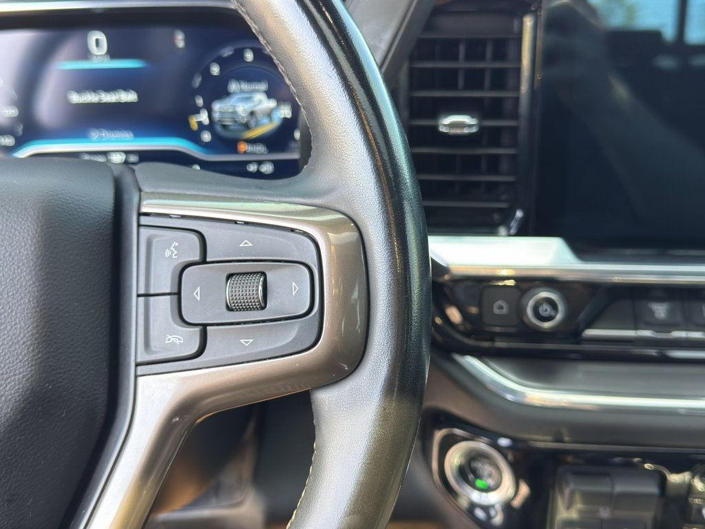 Used 2024 Chevrolet Silverado 3500 High Country w/ High Country Premium Package AWD/4WD image 36