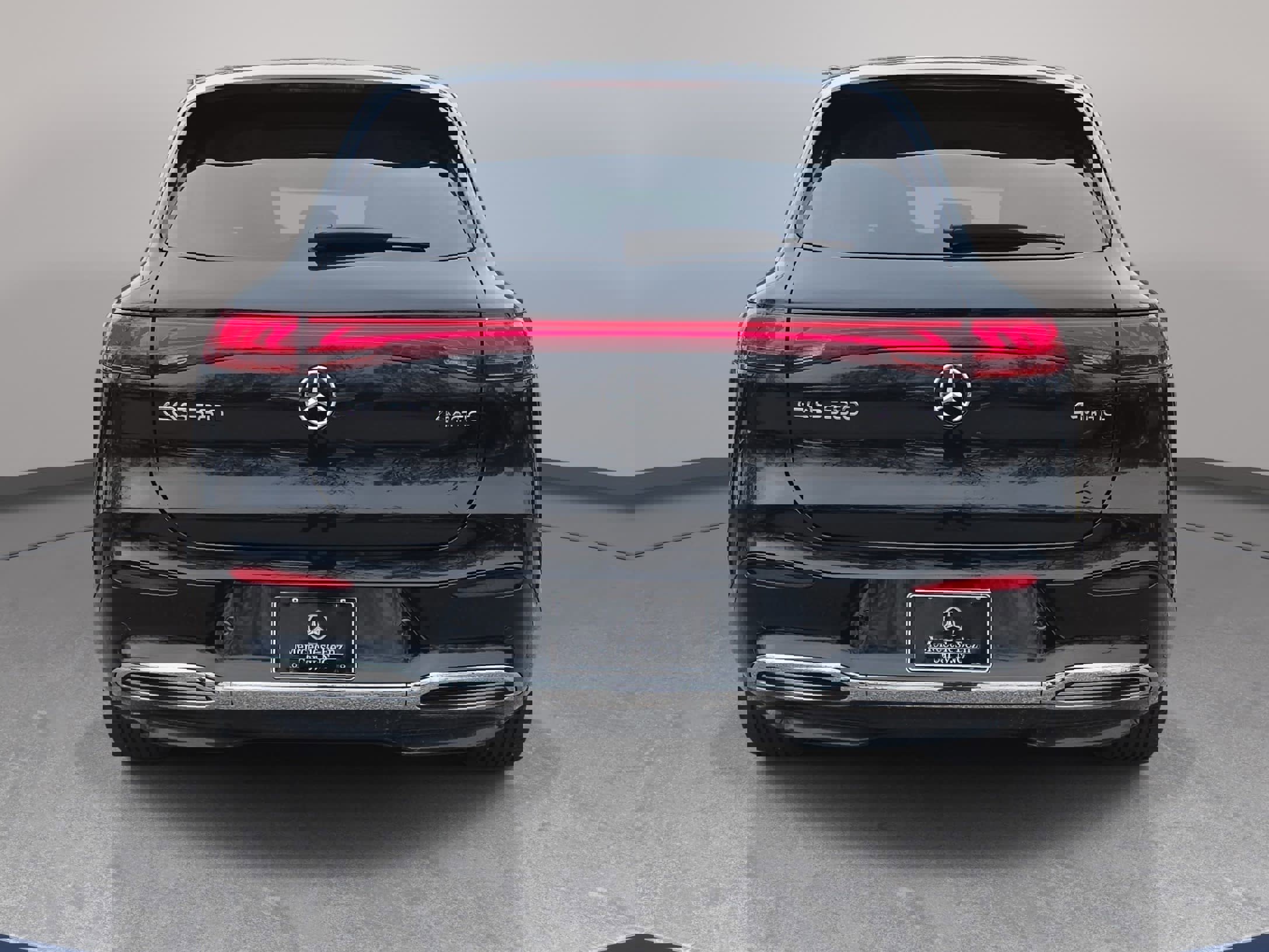 Certified 2023 Mercedes-Benz EQS 580 4MATIC SUV image 6