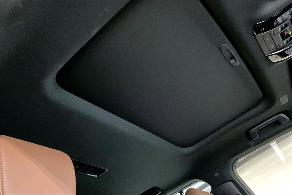 Used 2024 Lexus GX 550 w/ Accessory Package (Z1) image 20