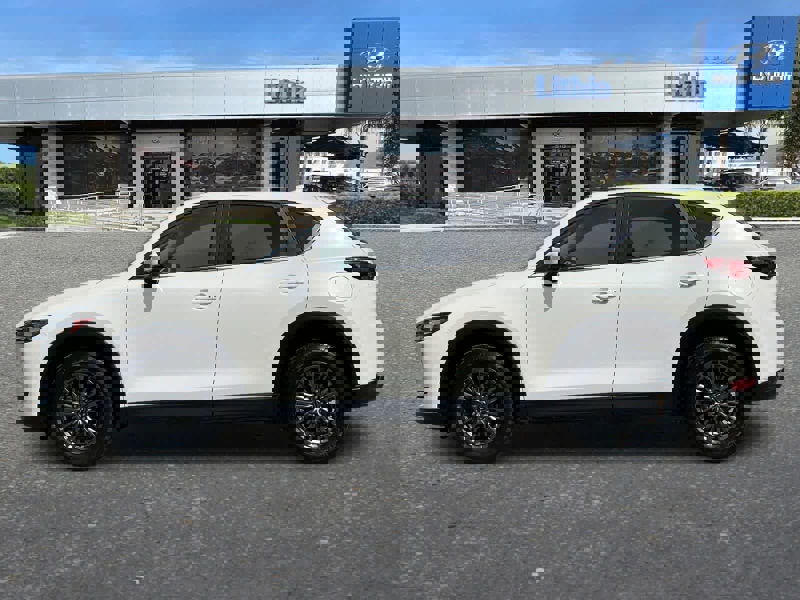 Used 2020 MAZDA CX-5 Touring image 6