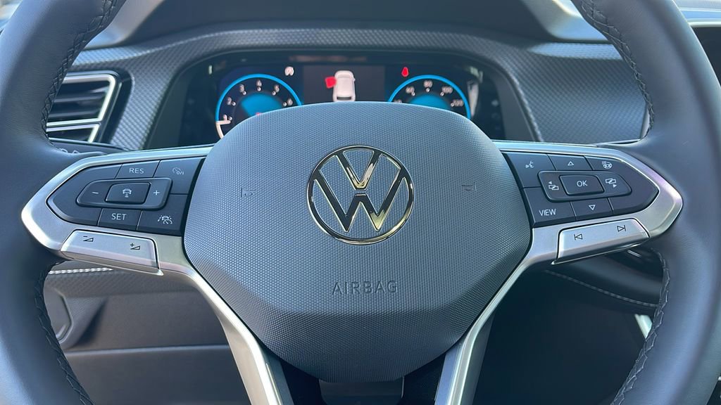 New 2026 Volkswagen Atlas Cross Sport SEL R-Line AWD/4WD image 22