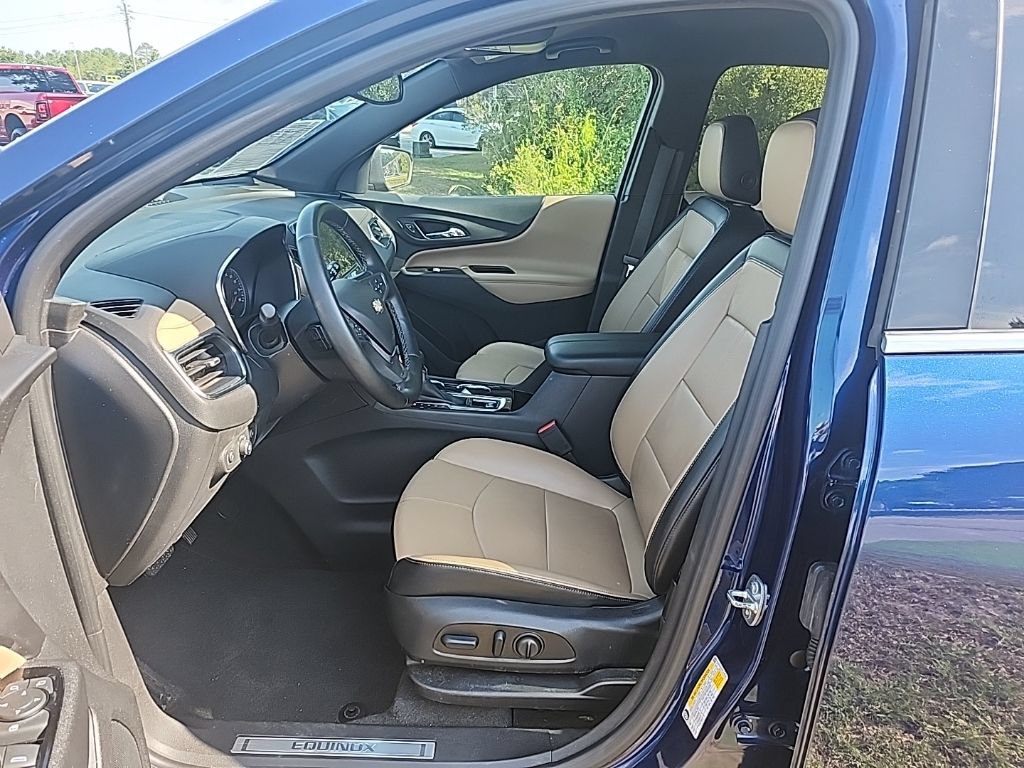 Used 2023 Chevrolet Equinox Premier AWD/4WD image 18