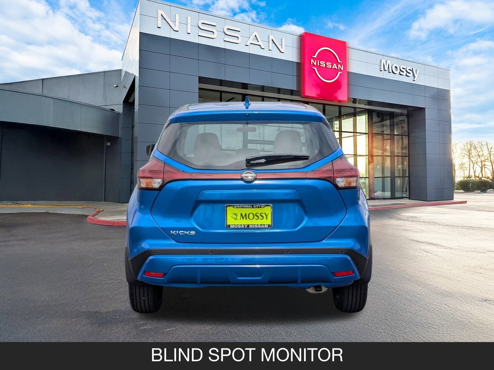 New 2025 Nissan Kicks Play S image 7