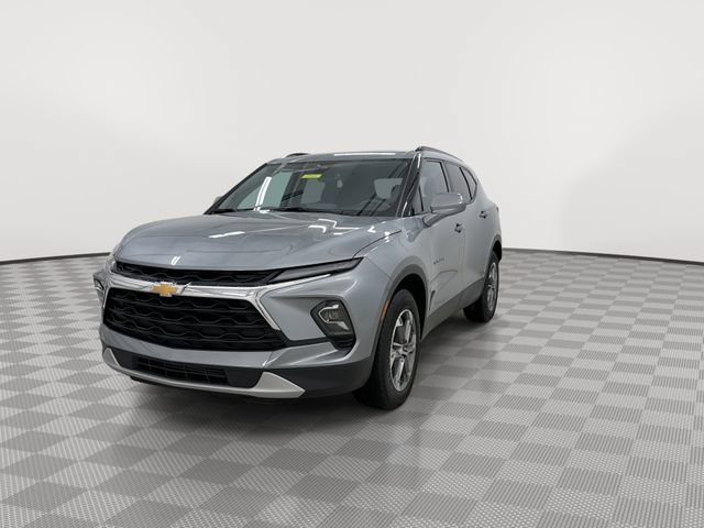 Certified 2024 Chevrolet Blazer LT w/ Convenience Package FWD image 5