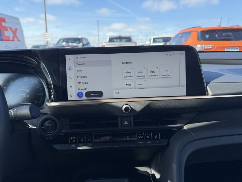 Certified 2025 Toyota Crown XLE image 13