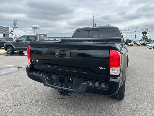 Used 2017 Toyota Tacoma SR w/ Tow Package AWD/4WD image 21