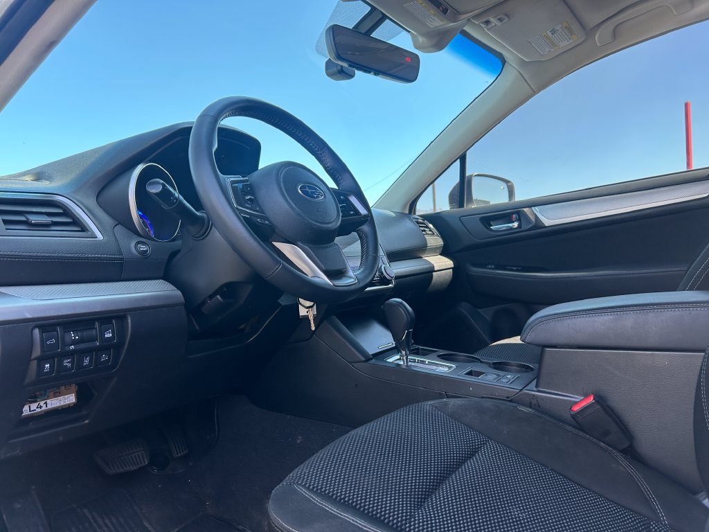 Used 2019 Subaru Outback 2.5i Premium w/ Popular Package #2 AWD/4WD image 23