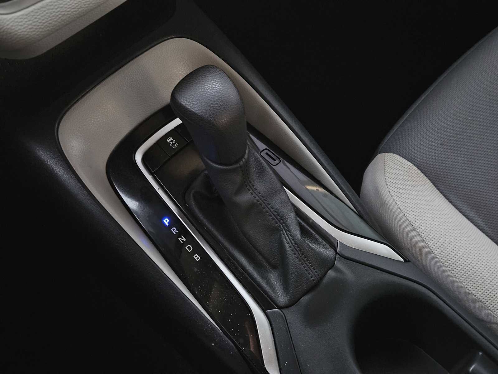 Used 2023 Toyota Corolla LE image 20