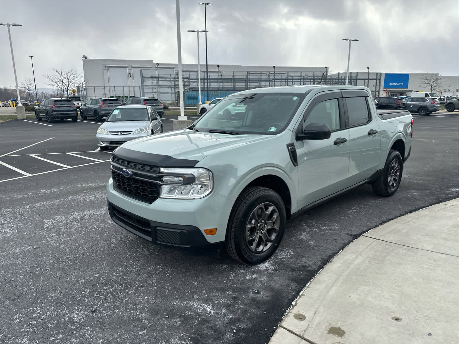 Used 2024 Ford Maverick XLT image 4