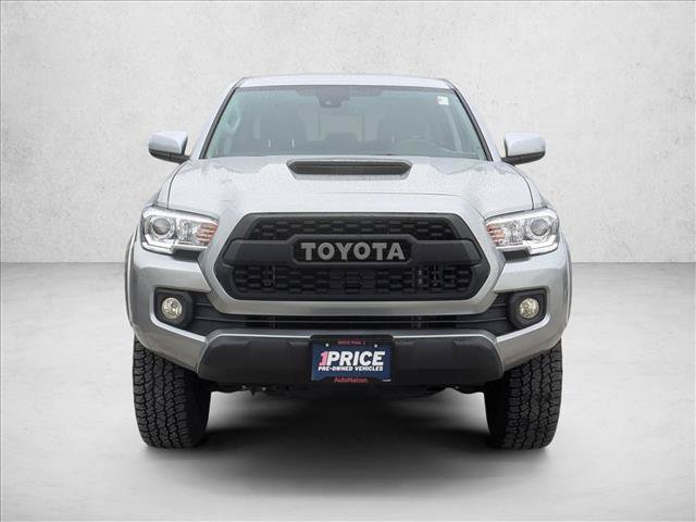 Used 2022 Toyota Tacoma SR5 AWD/4WD video 2