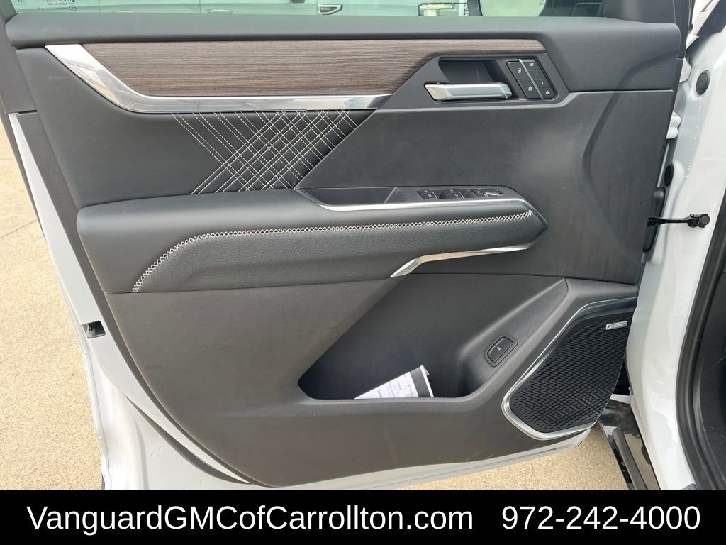 New 2026 GMC Acadia Denali image 12