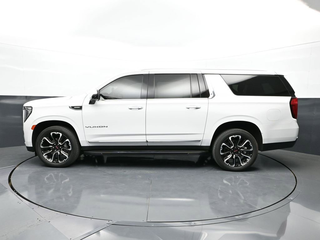 Used 2023 GMC Yukon XL SLT w/ SLT Luxury Package AWD/4WD image 8