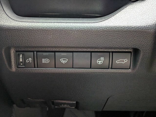 Used 2019 Toyota RAV4 XLE Premium w/ Cold Weather Package AWD/4WD image 26
