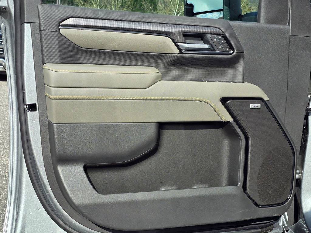 New 2026 Chevrolet Silverado 2500 ZR2 image 36