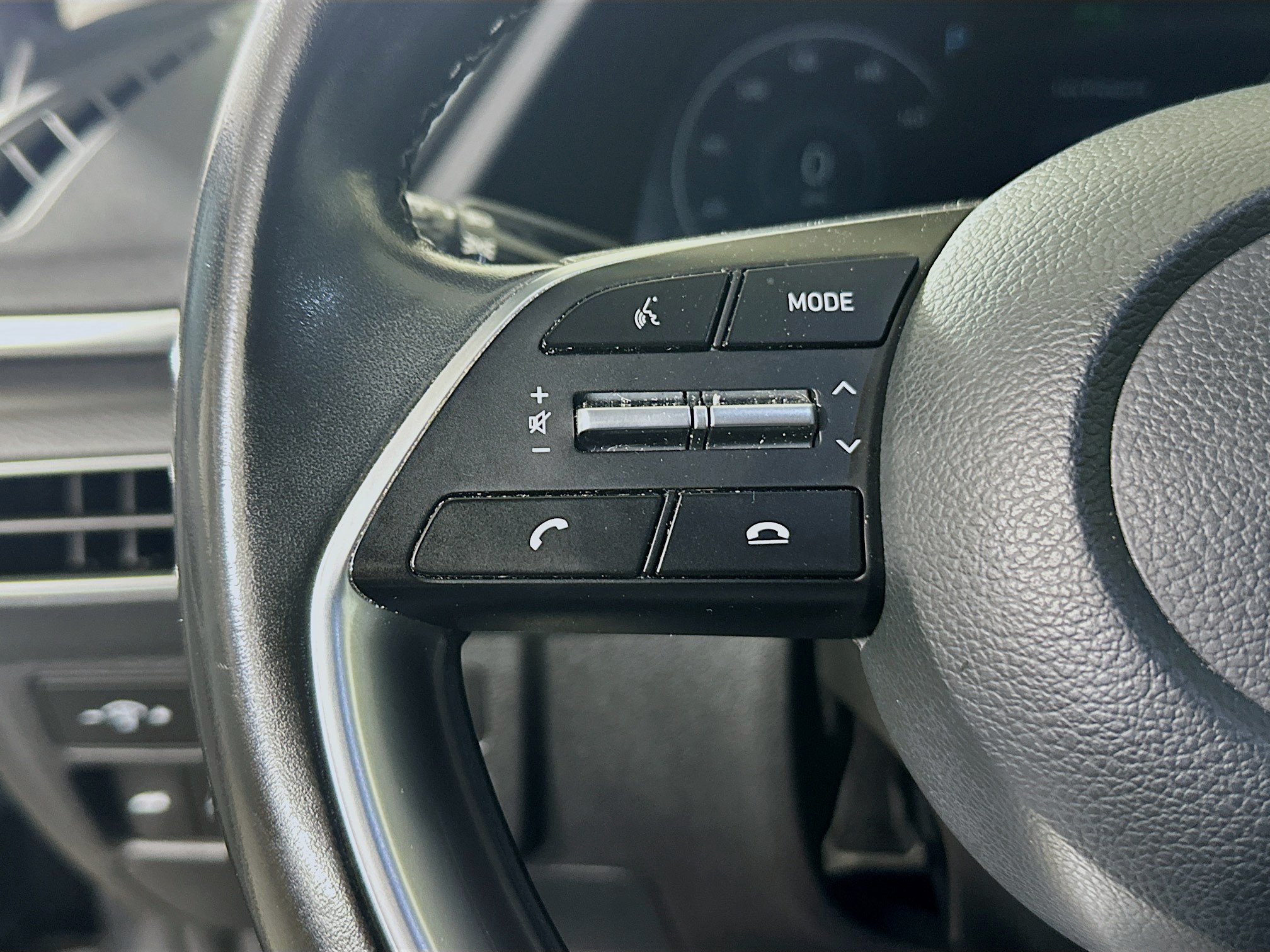 Used 2023 Hyundai Sonata SEL w/ Convenience Package FWD image 16