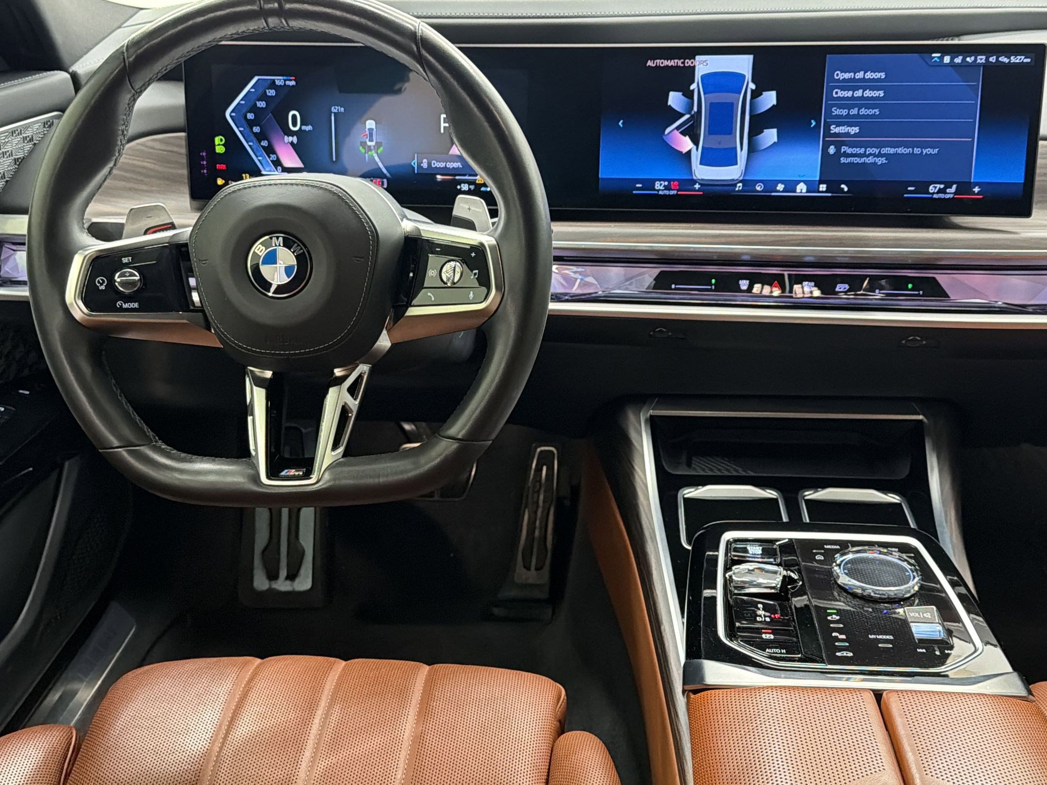 Certified 2023 BMW 760i xDrive w/ Executive Package image 30