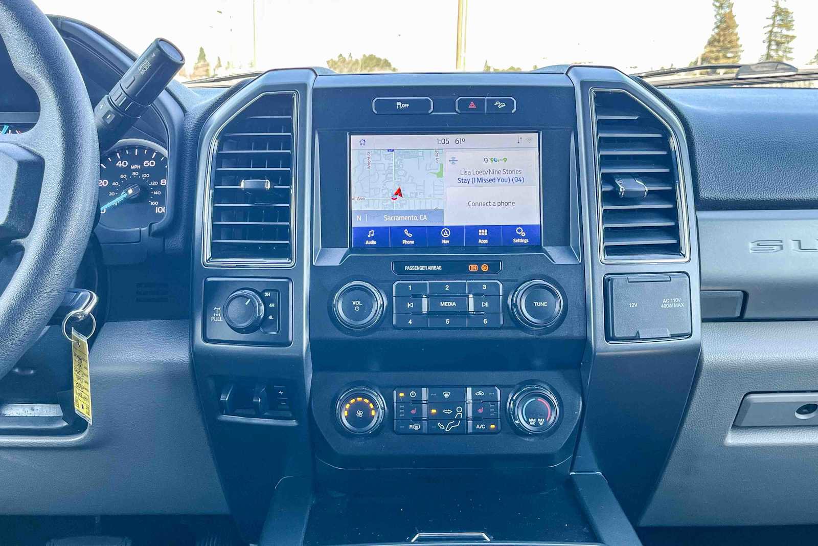 Used 2022 Ford F250 XLT w/ XLT Premium Package image 12