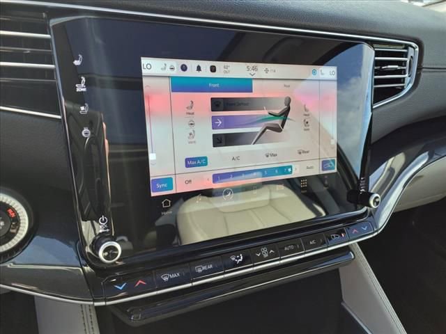 New 2024 Jeep Wagoneer 4WD w/ Premium Group I image 19