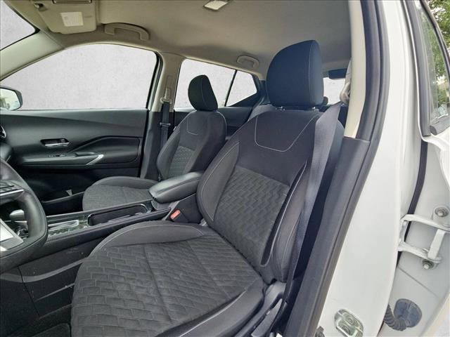 Used 2022 Nissan Kicks SV FWD image 10