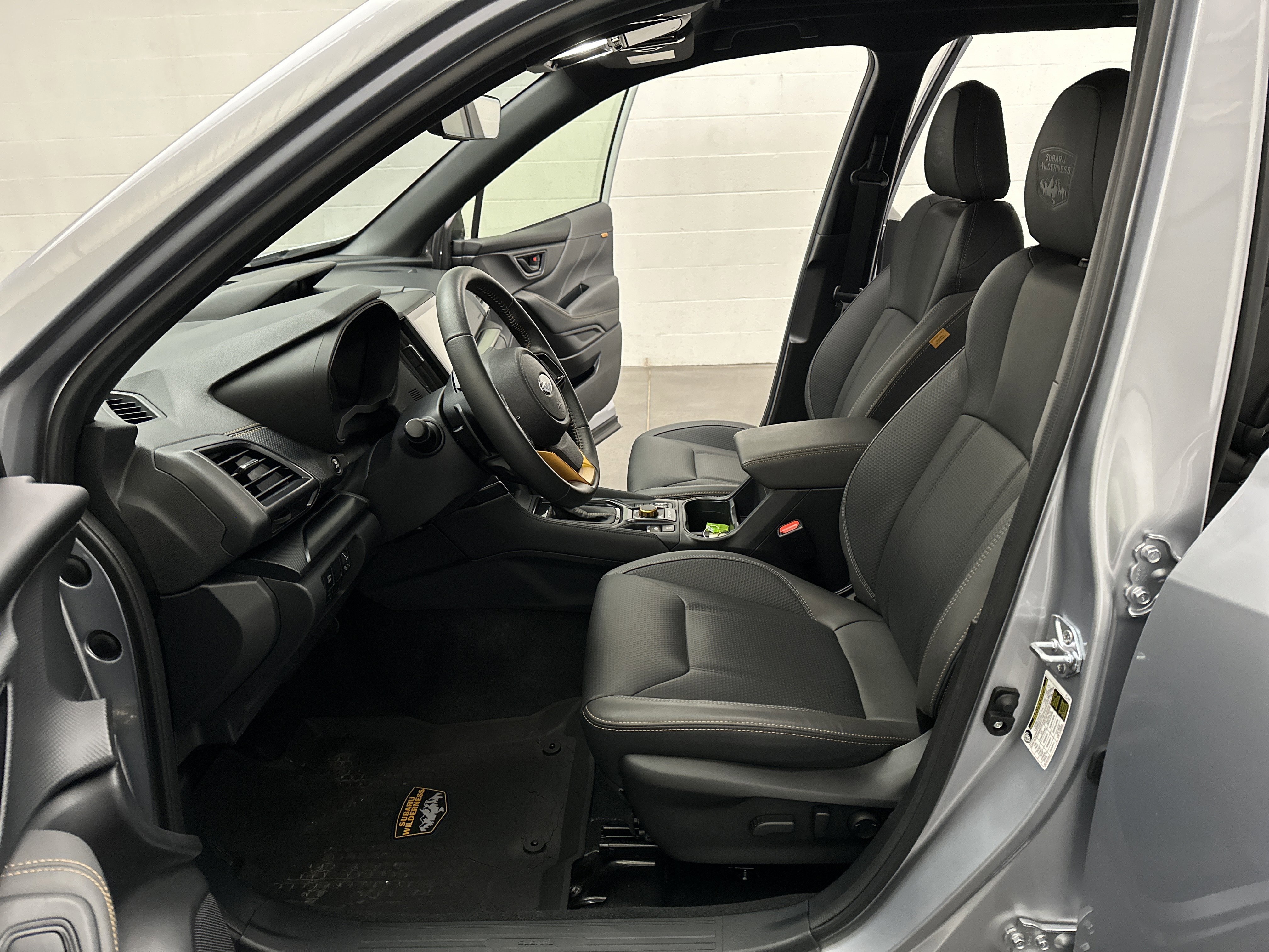 Used 2025 Subaru Forester Wilderness w/ Convenience Package image 15