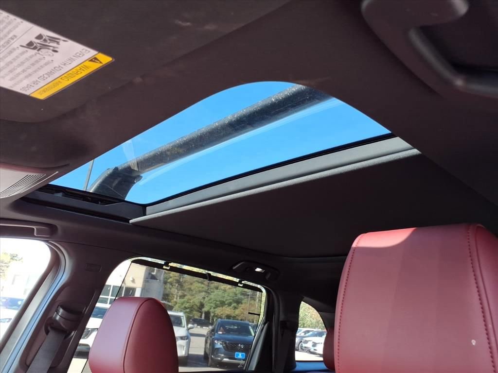 Used 2025 MAZDA CX-70 Plug-In Hybrid w/ Premium Plus image 14