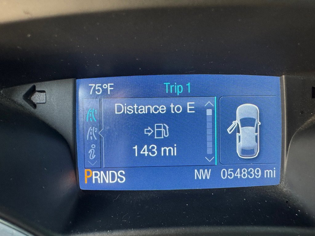 Used 2015 Ford Escape SE image 13