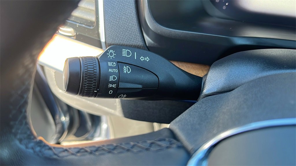 Certified 2023 Volvo XC90 B5 Plus w/ Protection Package image 31