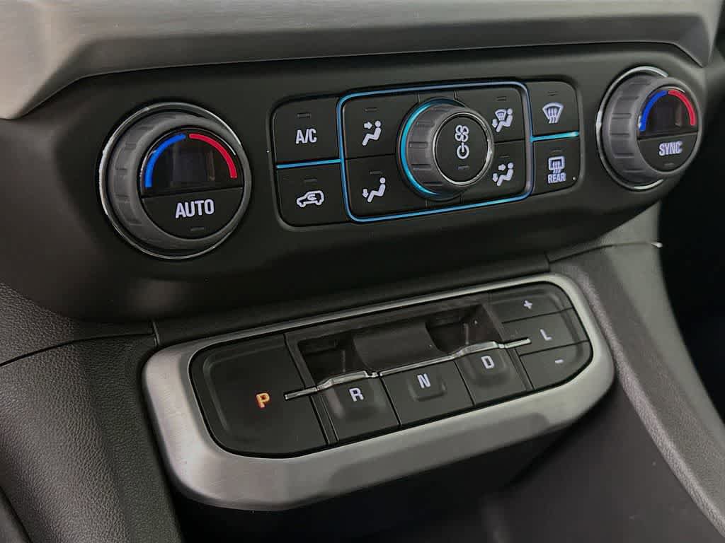 Used 2023 GMC Acadia SLE FWD image 18