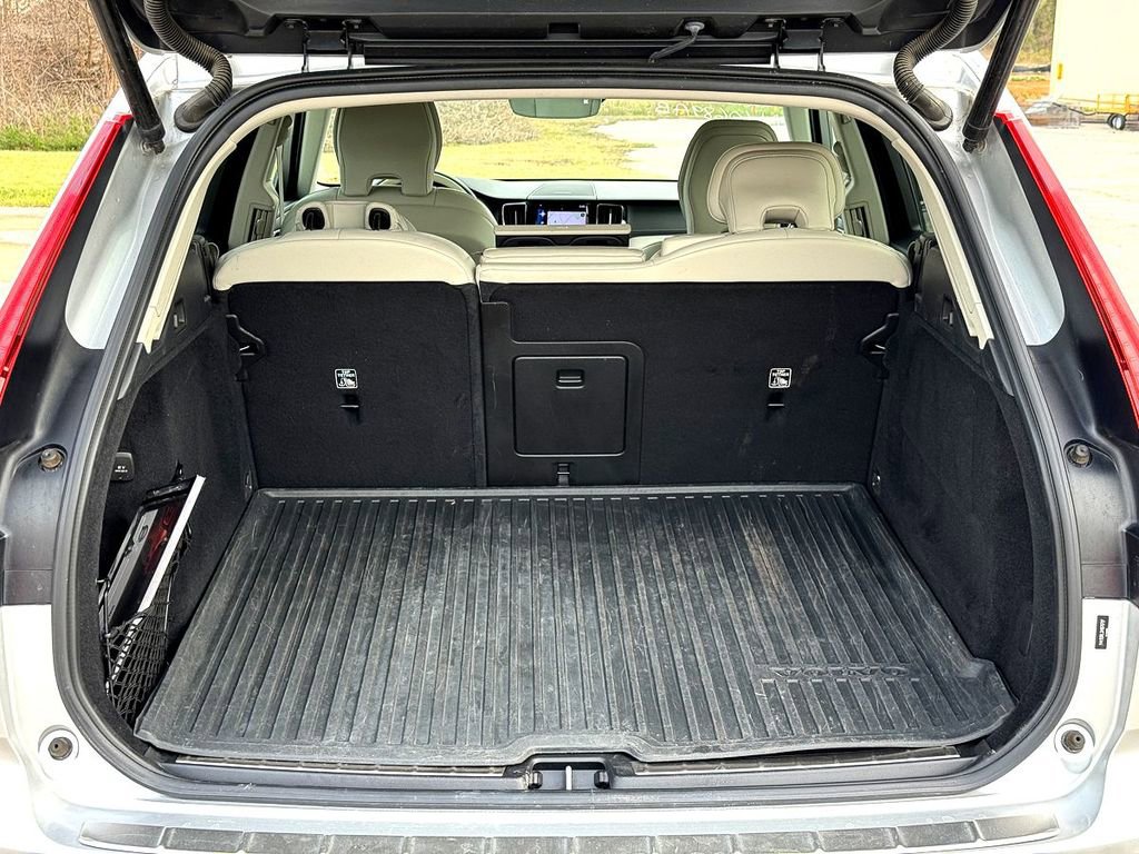 Used 2021 Volvo XC60 T5 Inscription w/ Advanced Package image 10