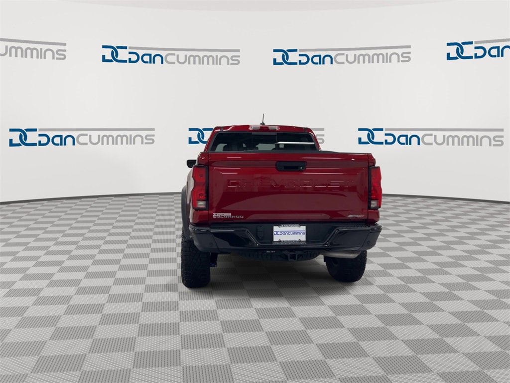 Used 2025 Chevrolet Colorado ZR2 w/ Technology Package image 7