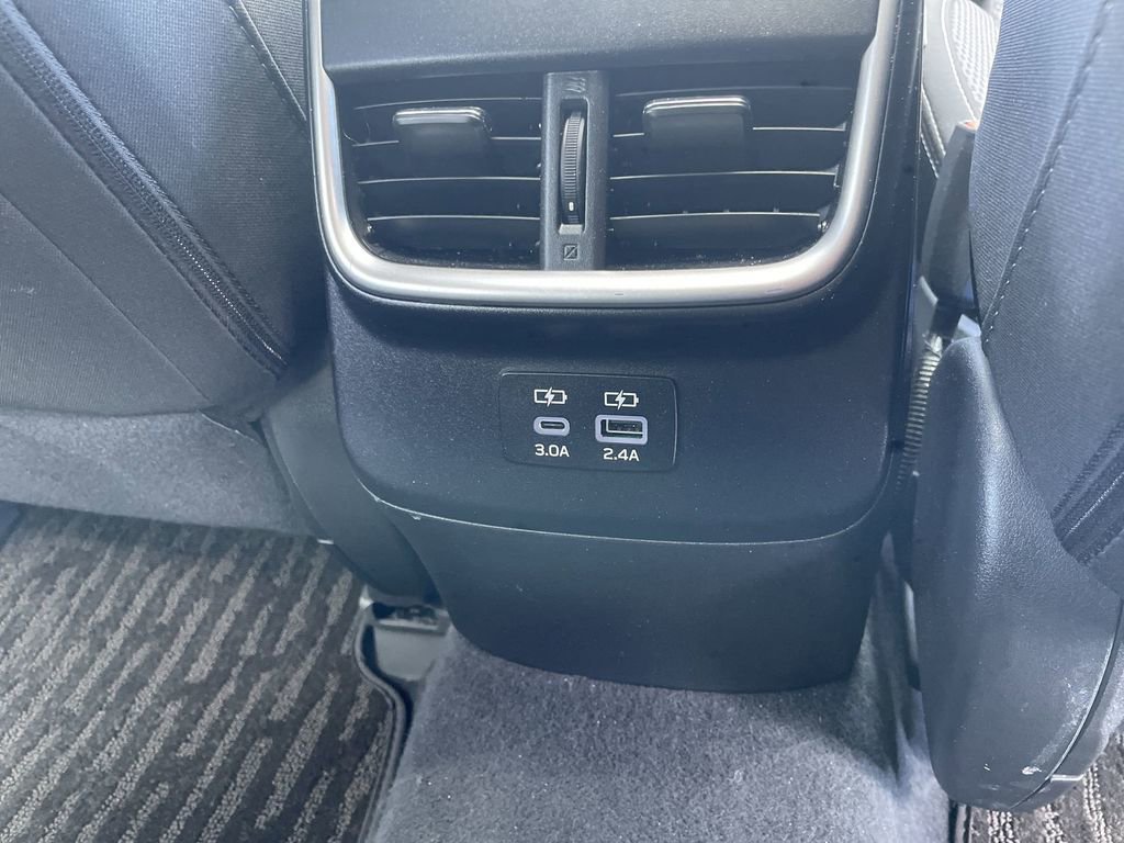 Used 2024 Subaru Outback Premium AWD/4WD image 26