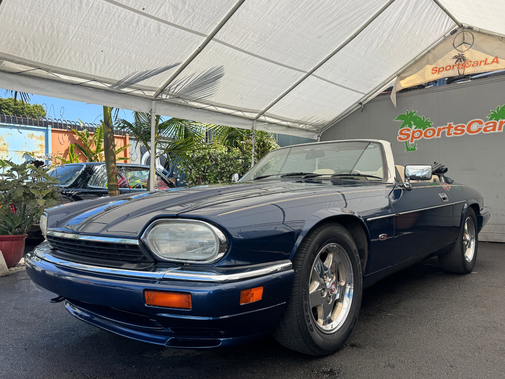 Used 1995 Jaguar XJS 4.0 Convertible image 2