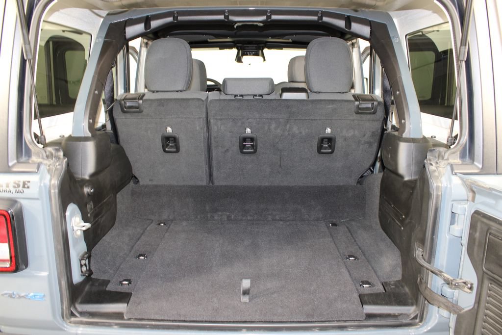Used 2025 Jeep Wrangler Unlimited Sport S 4xe AWD/4WD image 17