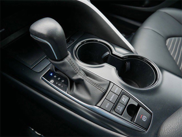 Used 2020 Toyota Camry SE image 22