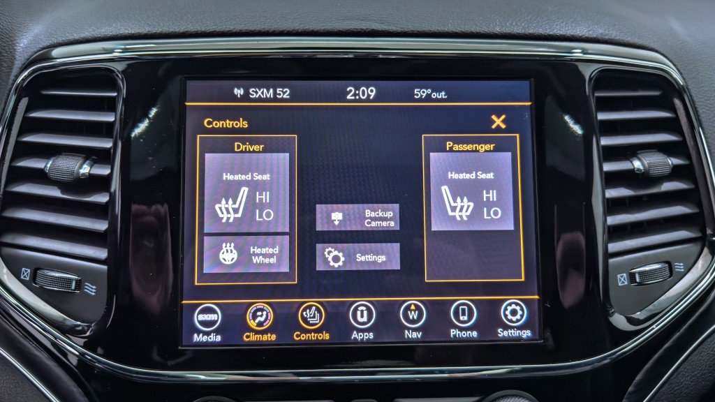 Used 2021 Jeep Grand Cherokee Limited image 41