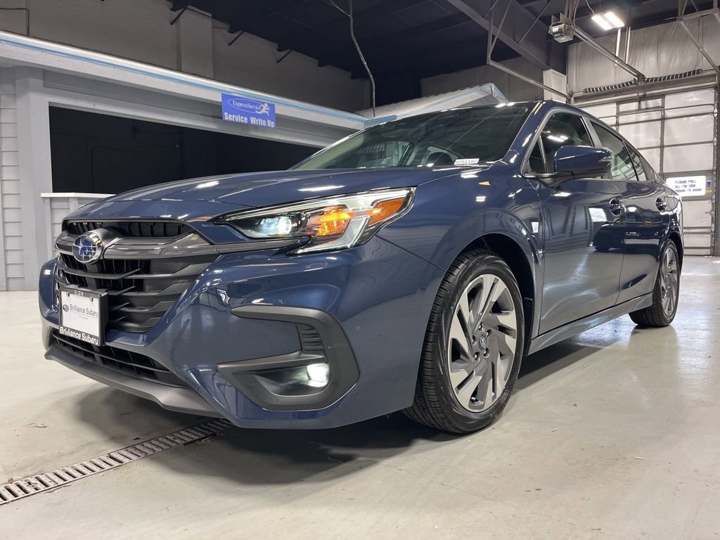 Certified 2025 Subaru Legacy Limited image 7