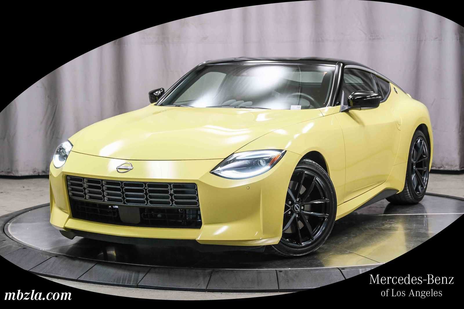 Used 2024 Nissan Z Performance w/ Floor Mat Package RWD image 1