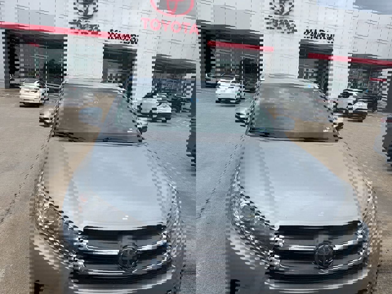 Used 2018 Toyota Highlander Limited image 2